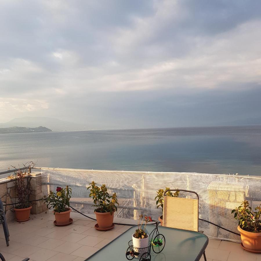 Koroni Mare -Sea View Apartment/Διαμέρισμα Με Θέα Στην Θάλασσα Exterior photo